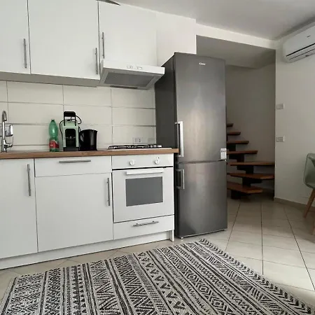 Testaccio Terrace * روما